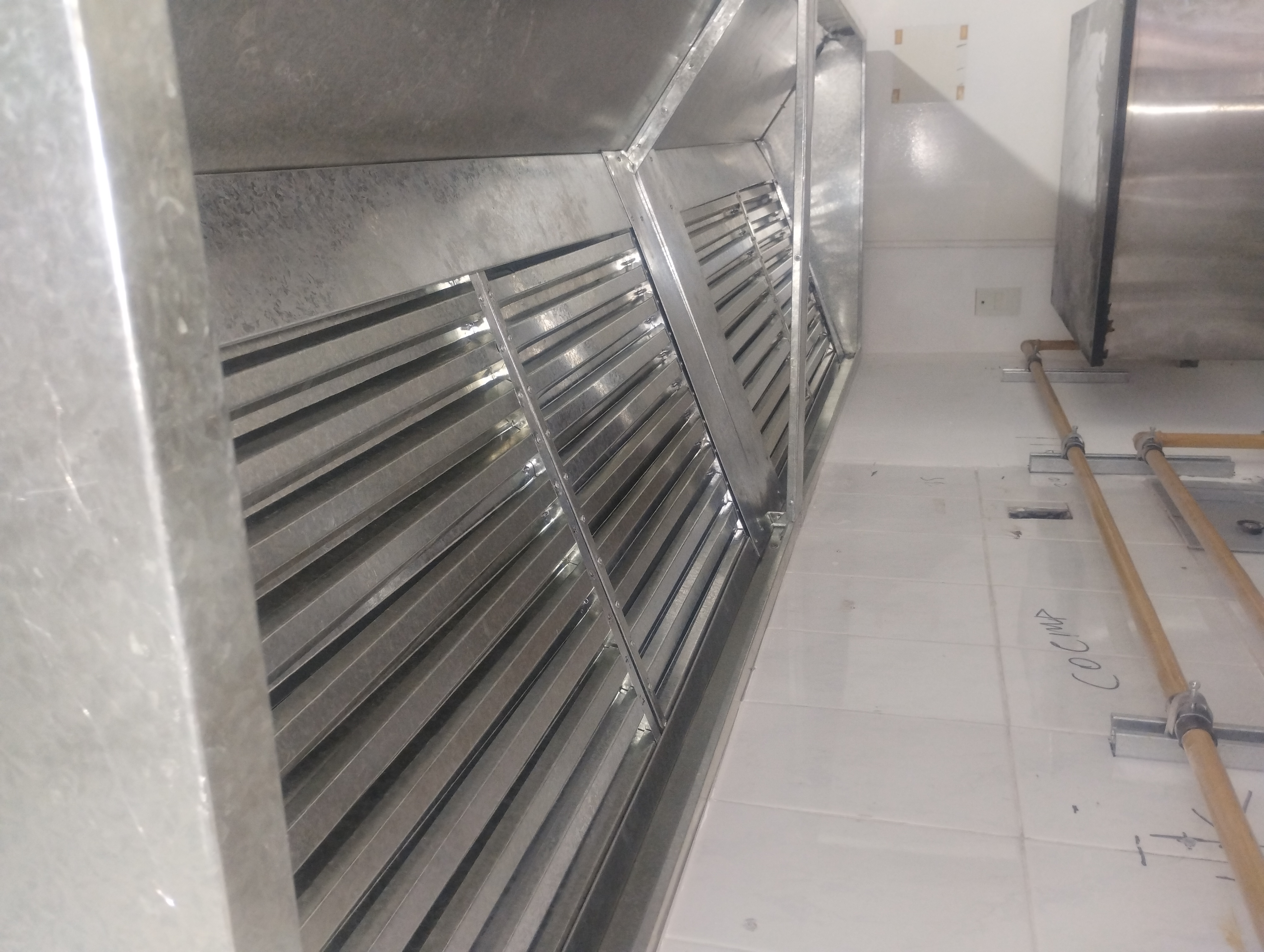Conductos de humo en edificio